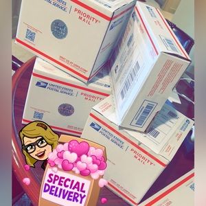 Same Day or Next Day Shipping! 💌📦